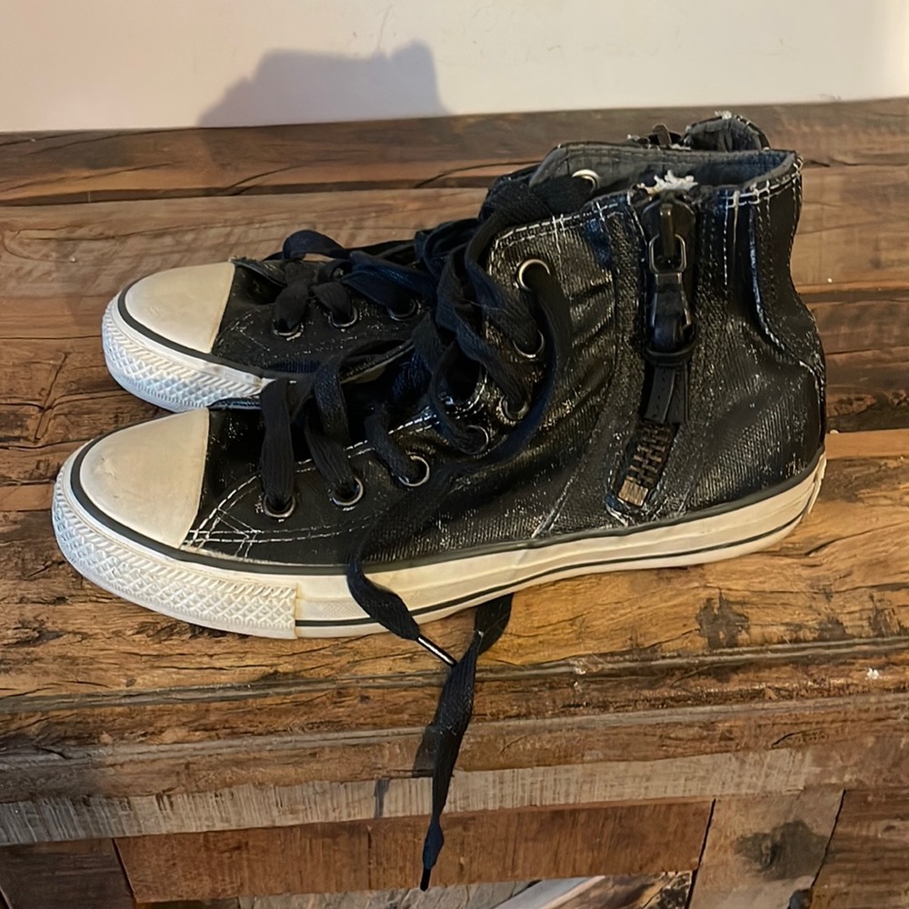 Converse x John Varvatos size 7 distressed